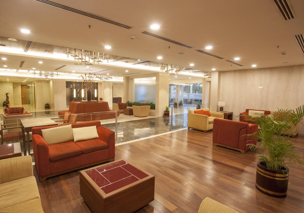 โรงแรมดอลฟิน วิสาขปัตนัม ภายนอก รูปภาพ